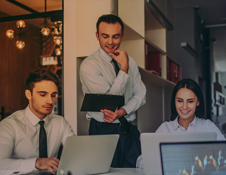 开诚务实，为投资者创造长远价值